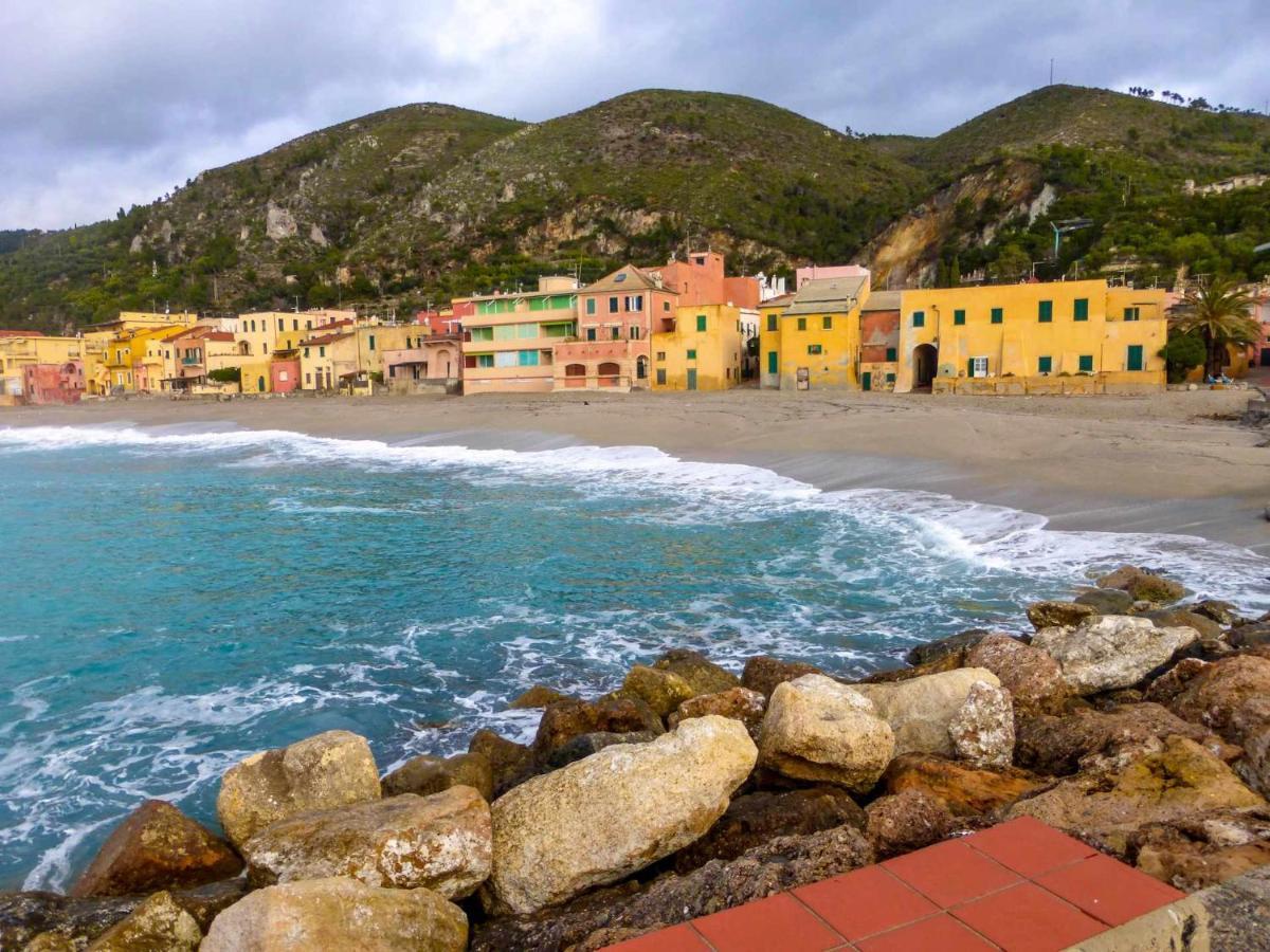 Fornaci 9 Rivieraholiday Pietra Ligure Exterior photo