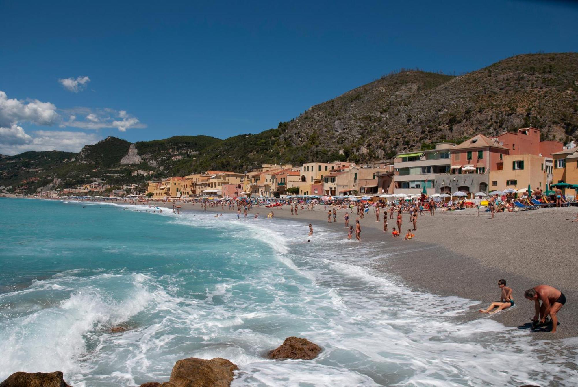 Fornaci 9 Rivieraholiday Pietra Ligure Exterior photo